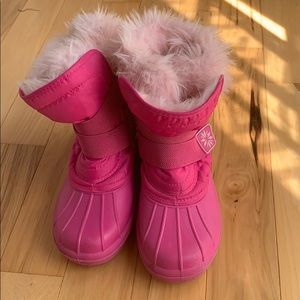 Pink snow boots